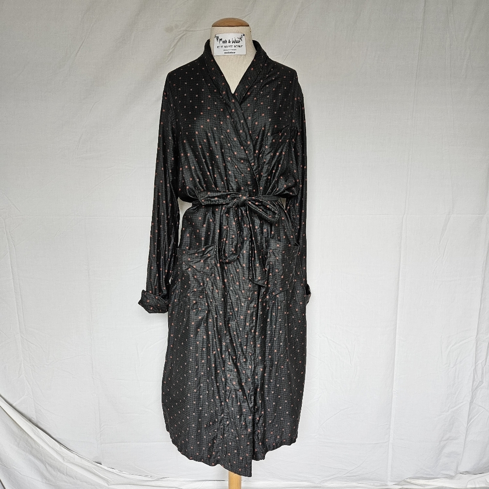Vintage Mailliards Fleur-de-lis Robe